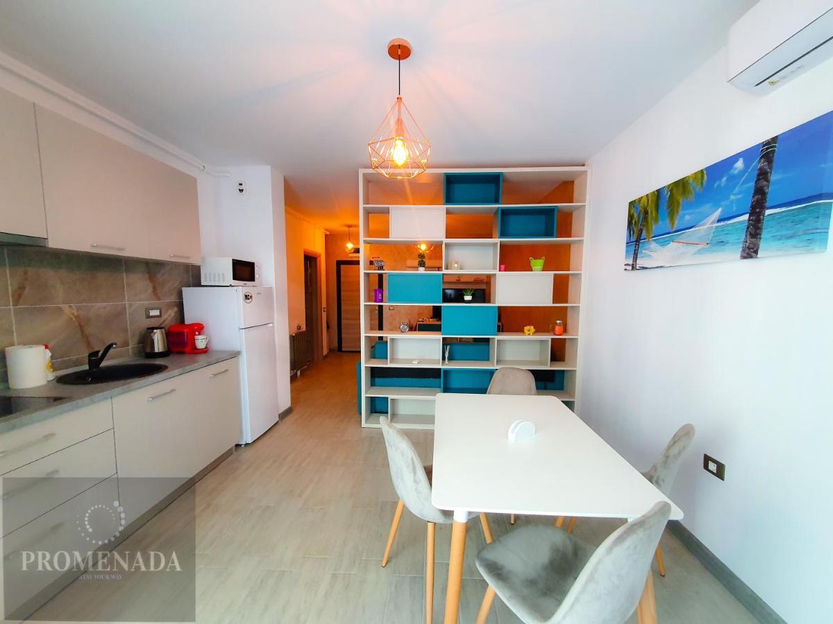 Sunrise Aparthotel Pool & Spa Mamaia Nord ナボダリ エクステリア 写真