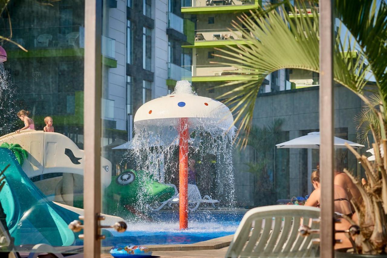 Sunrise Aparthotel Pool & Spa Mamaia Nord ナボダリ エクステリア 写真